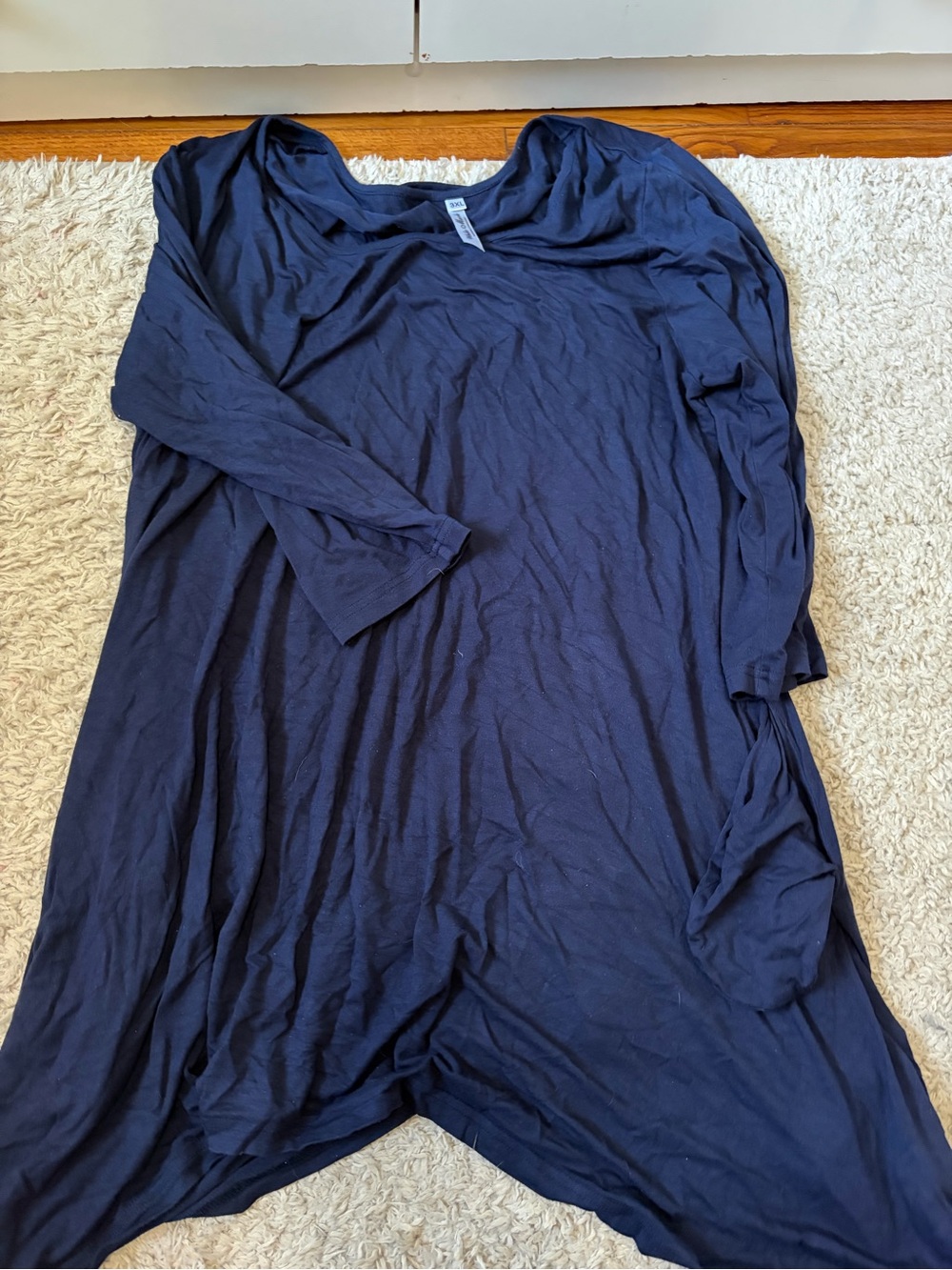 White Mark Navy Scoop Neck Tunic Top
